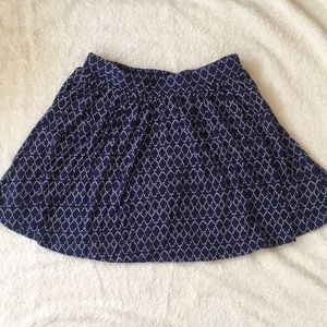 Navy and White Patterned Old Navy Short Skirt